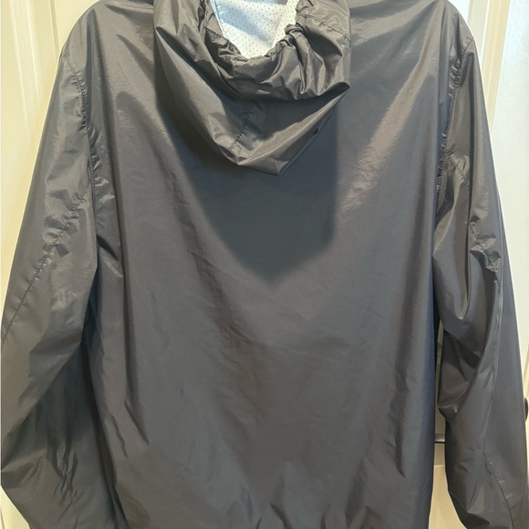Tommy Hilfiger Black Windbreaker Jacket Modern Minimalist Design - Picture 5 of 5